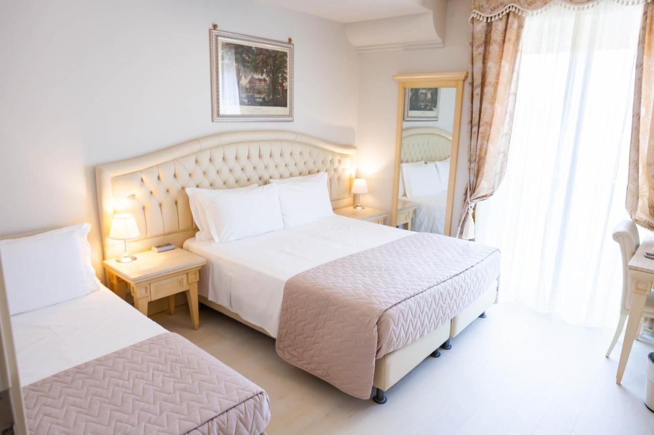 Hotel Conchiglia Червия Екстериор снимка