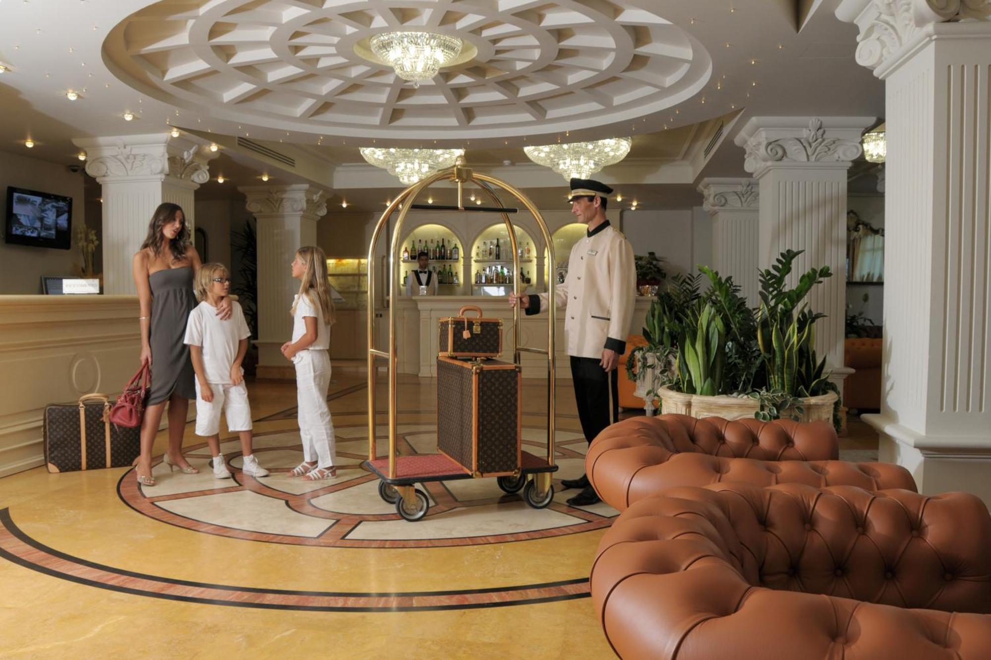 Hotel Conchiglia Червия Екстериор снимка
