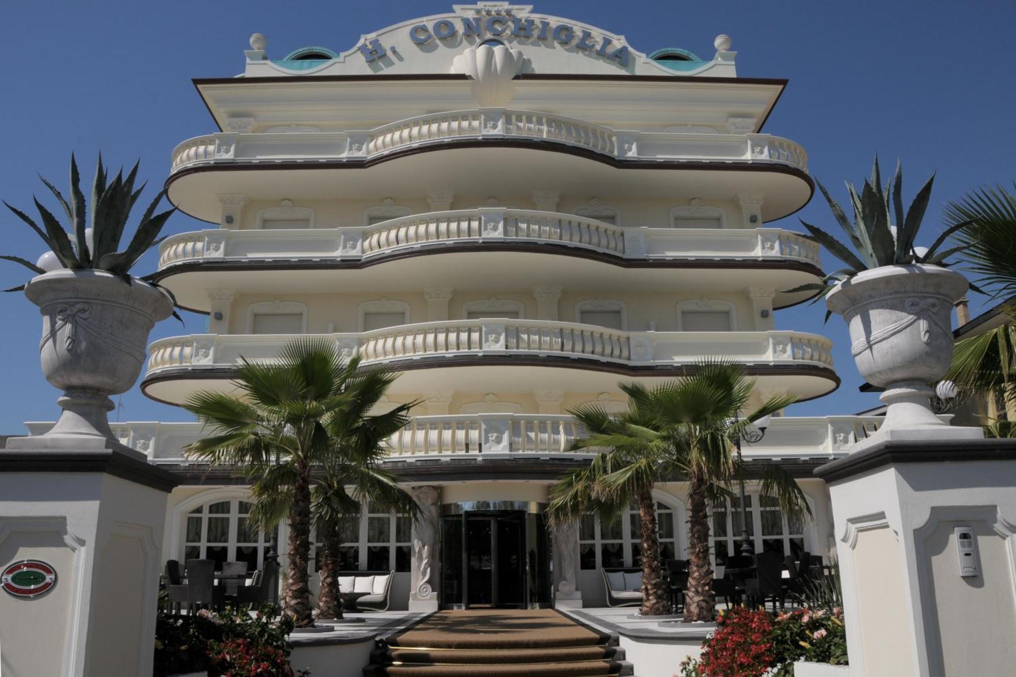 Hotel Conchiglia Червия Екстериор снимка