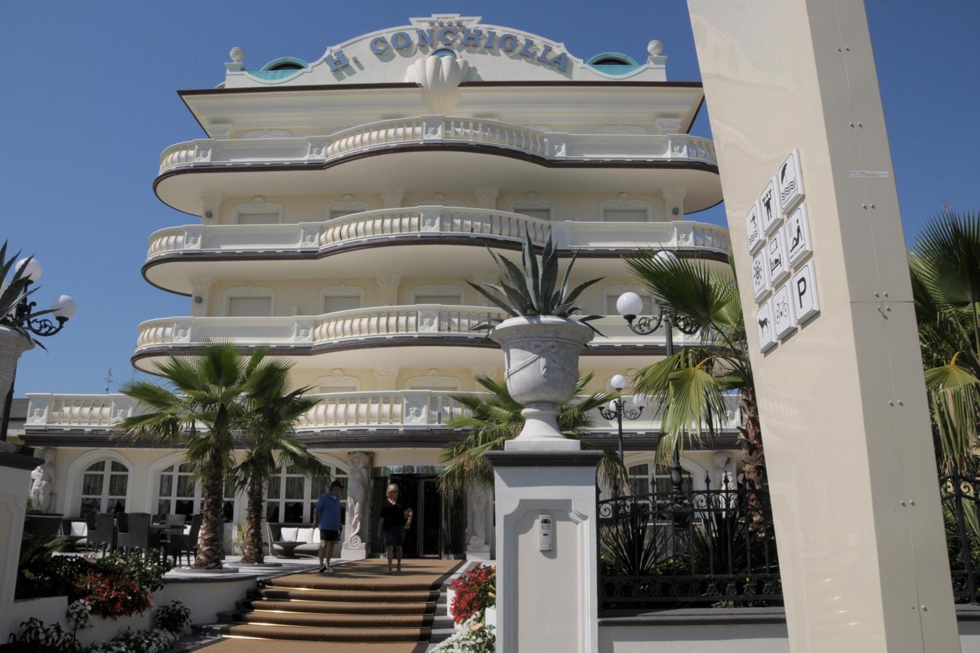 Hotel Conchiglia Червия Екстериор снимка