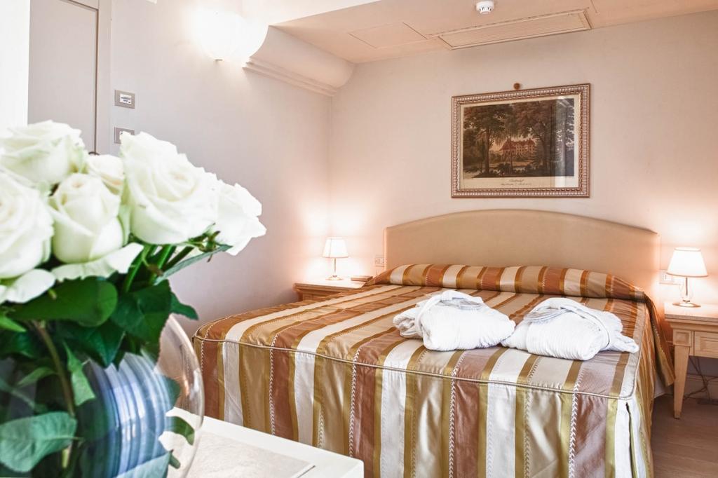 Hotel Conchiglia Червия Екстериор снимка