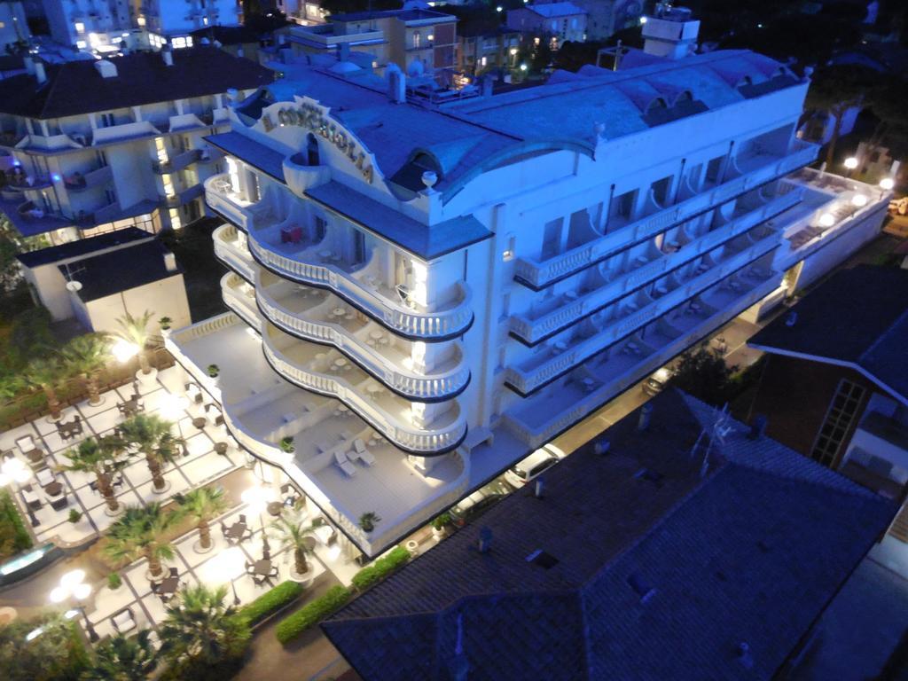 Hotel Conchiglia Червия Екстериор снимка