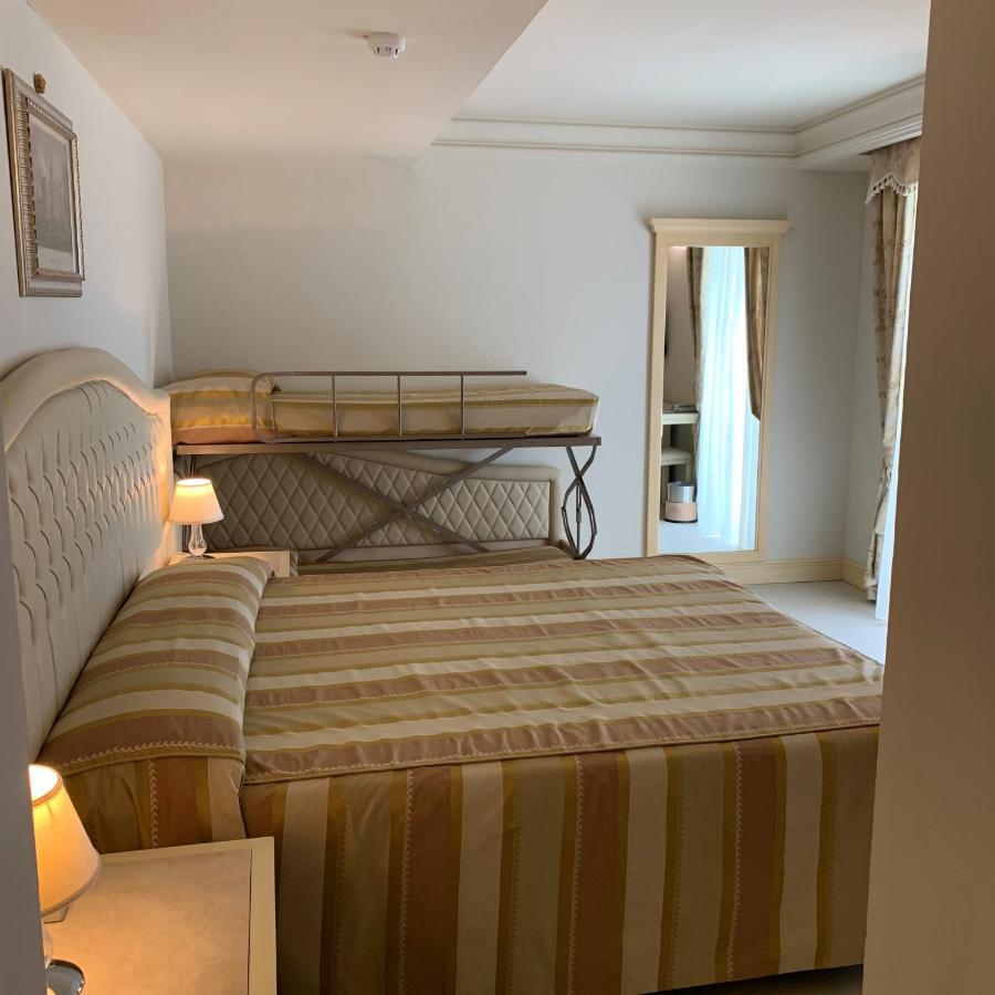 Hotel Conchiglia Червия Екстериор снимка